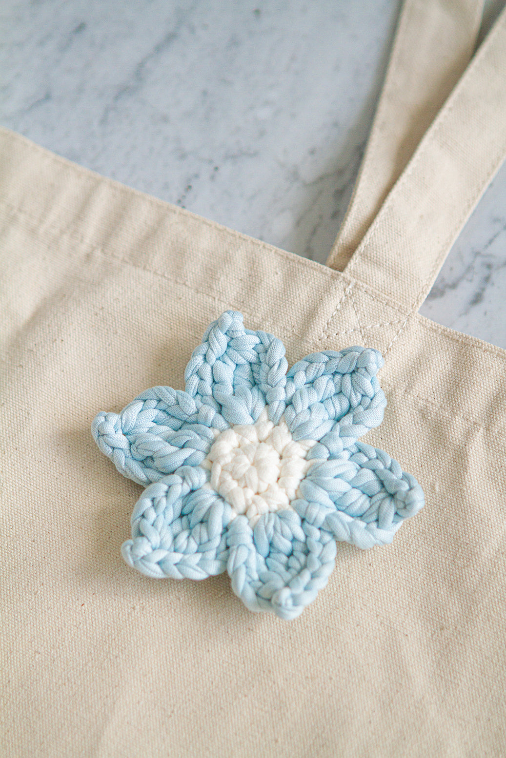 Blue & White Flower Keychain